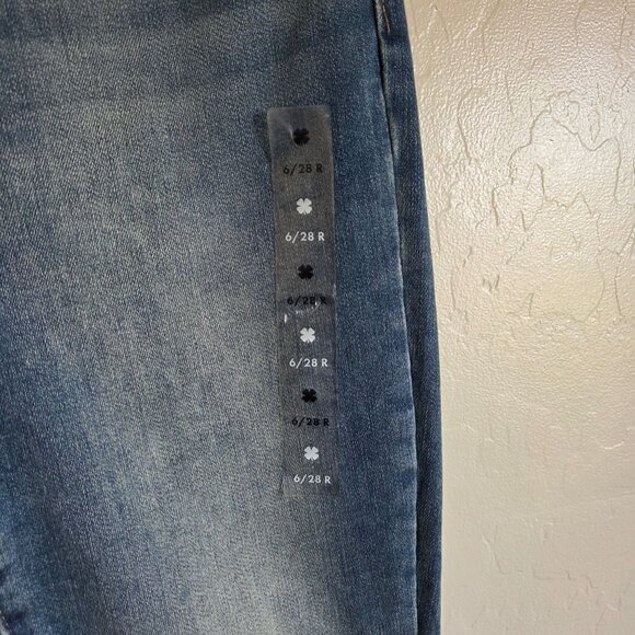 Lucky Brand Bridgette Denim Ankle Jeans Blue Distressed Exposed Button Fly 6 NEW - Picture 3 of 12